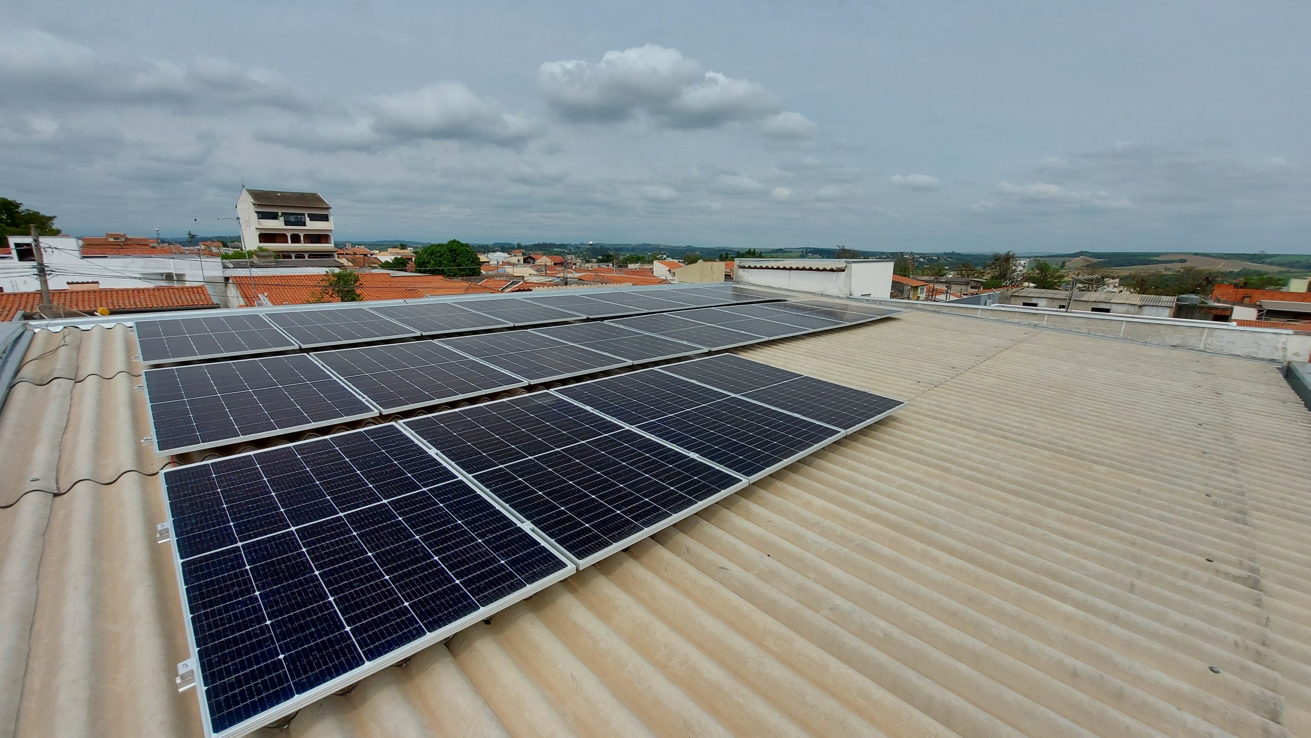 Leia mais sobre o artigo Sistema Comercial 10,12 kWp
